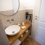 Light - Cattaro 65 Apartman *